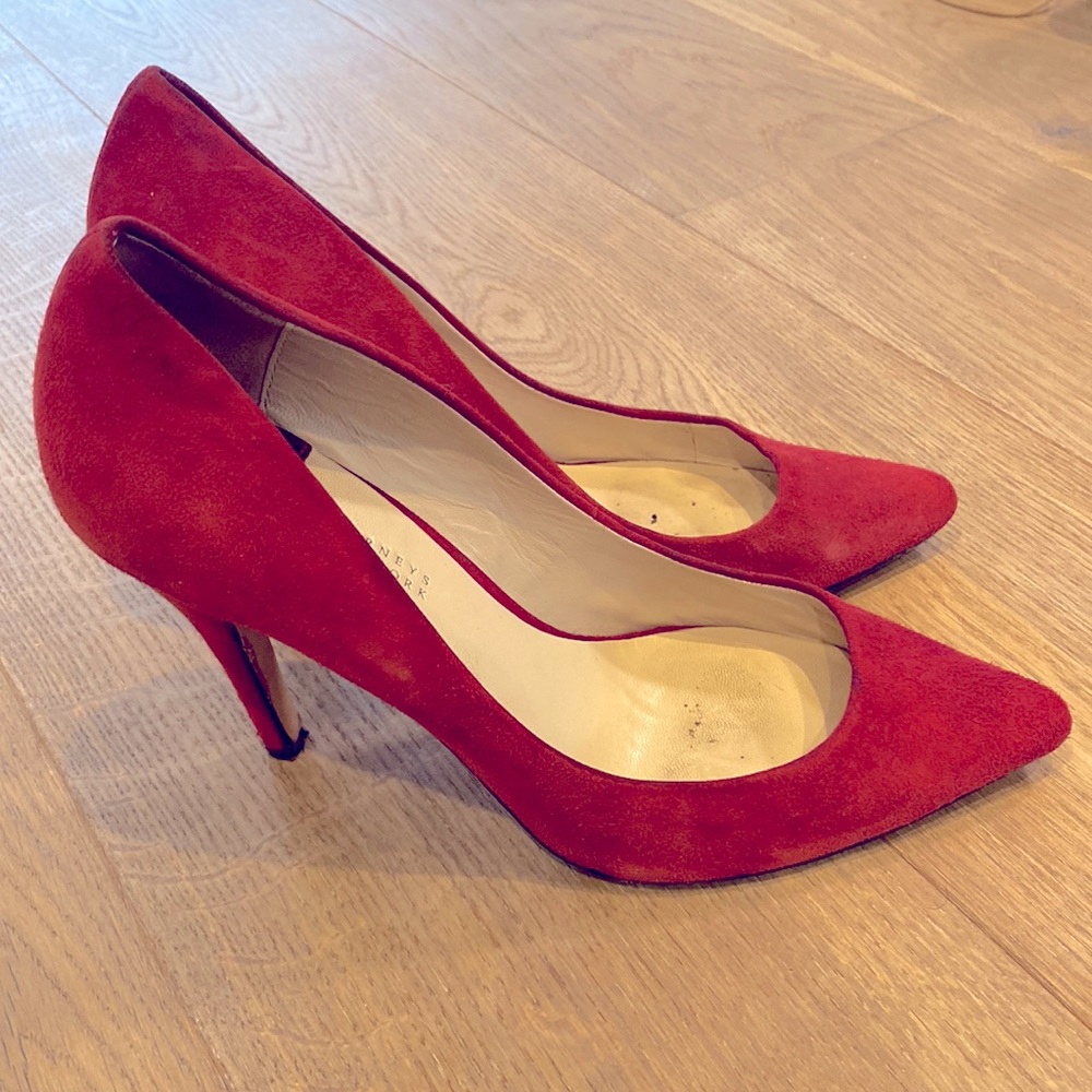 Barneys CO-OP Pumps